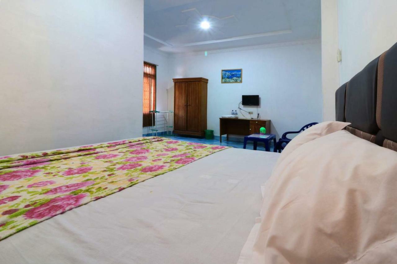 Hotel Rembulan Tebing Tinggi Bagian luar foto